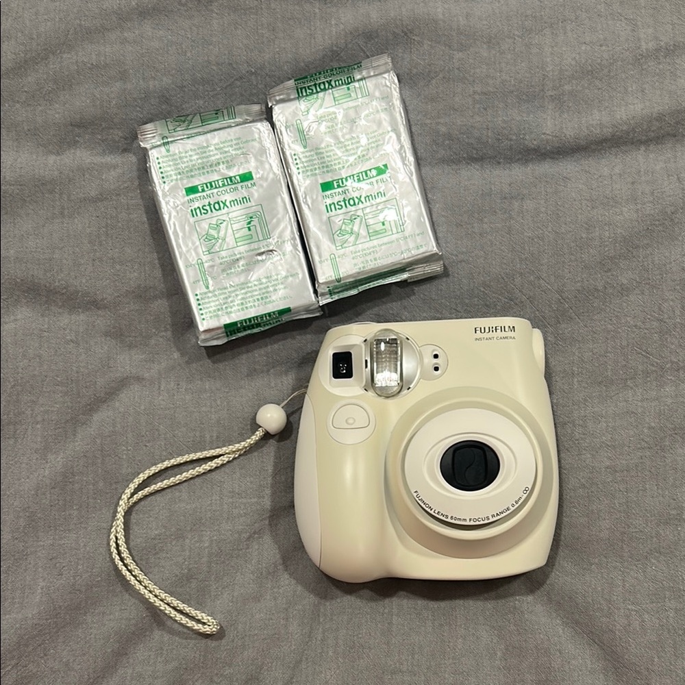 Fujifilm Instax Mini 7S camera